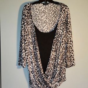 N.W.D. plus size 2X stretch Leopard animal top w/built in Tank Top